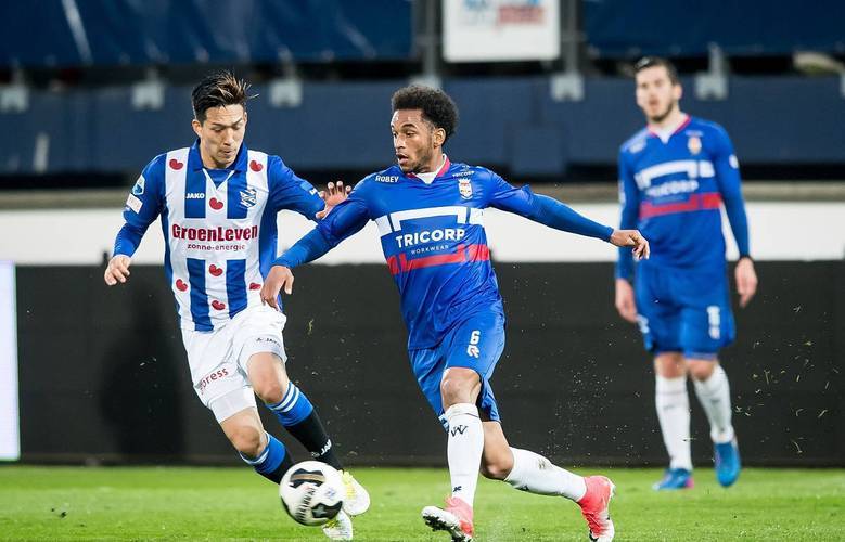 在他们的推 在他们的推